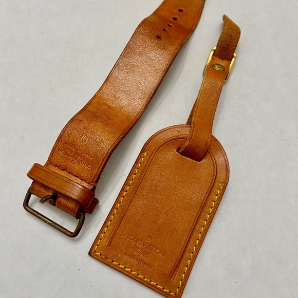 Louis Vuitton Luggage Name Tag and Strap-Bracelet Set (S) - Picture 10 of 13